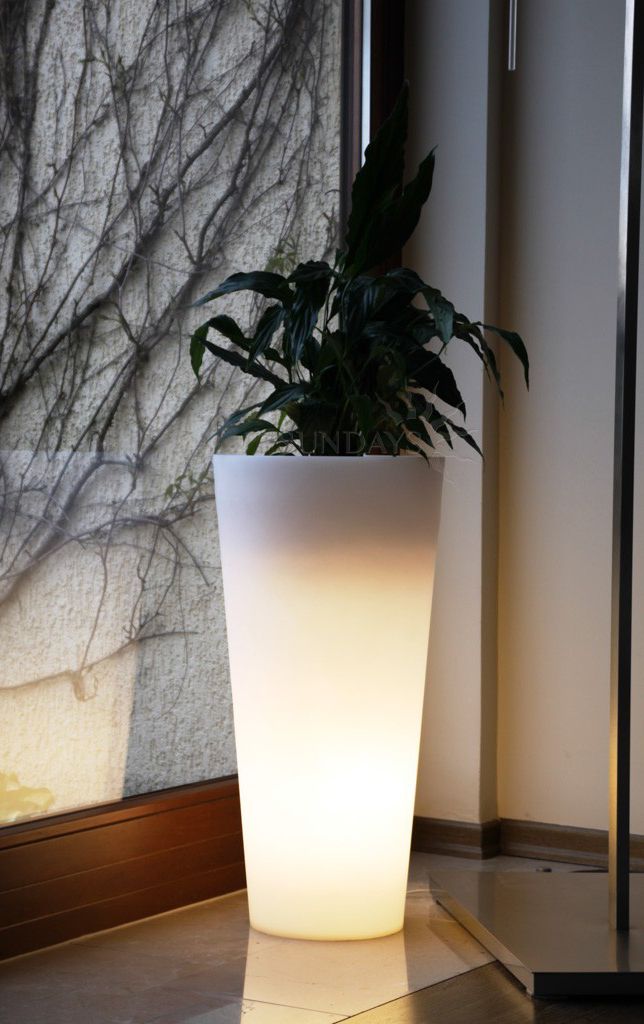 

Вазон-горшок садовый Venus PL-VE70-LIGHT с подсветкой